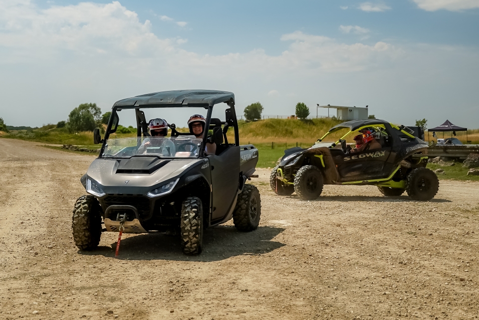  Diversión en buggy en el campo de Brie