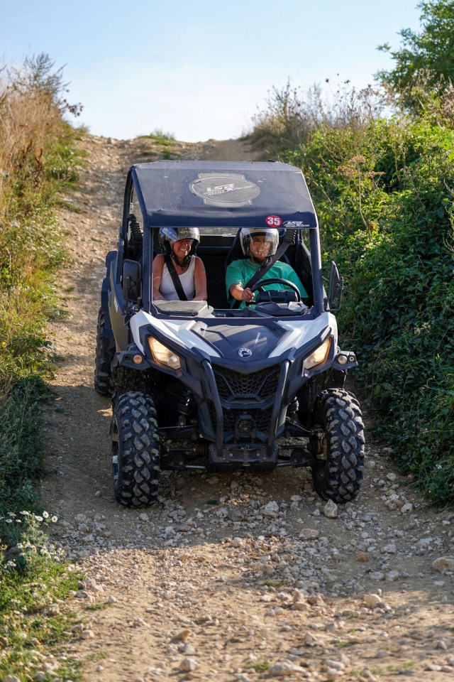Ruta en buggy por el campo de Briarde + picnic 3 horas