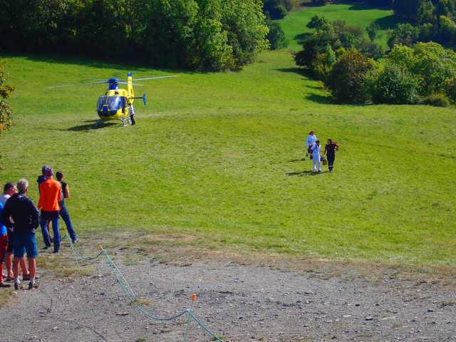  El momento del briefing y presentación del avión. 