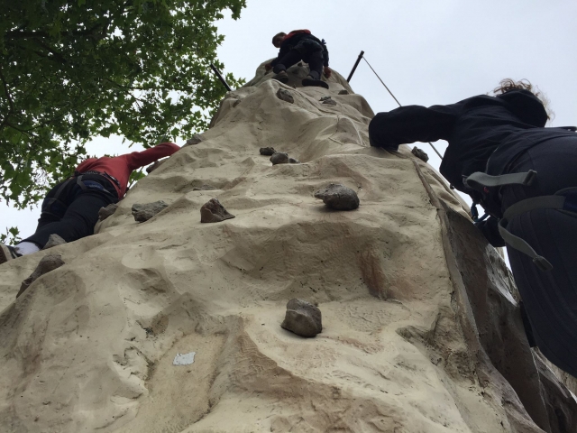 Escaladores aventureros
