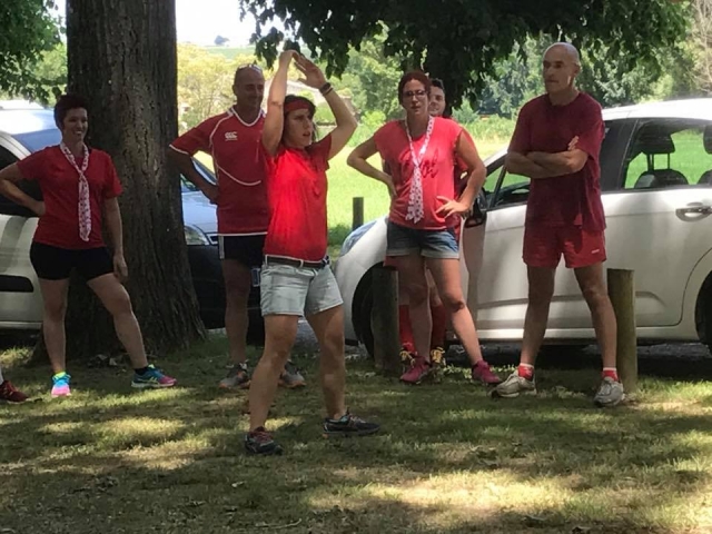  Momento de estiramiento antes del partido 