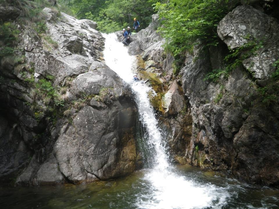 Cascada para bajar 