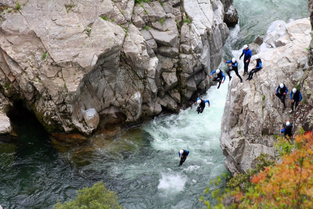  Experimenta la adrenalina de los saltos 