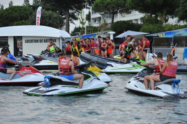  Momentos previos al paseo en jet ski 