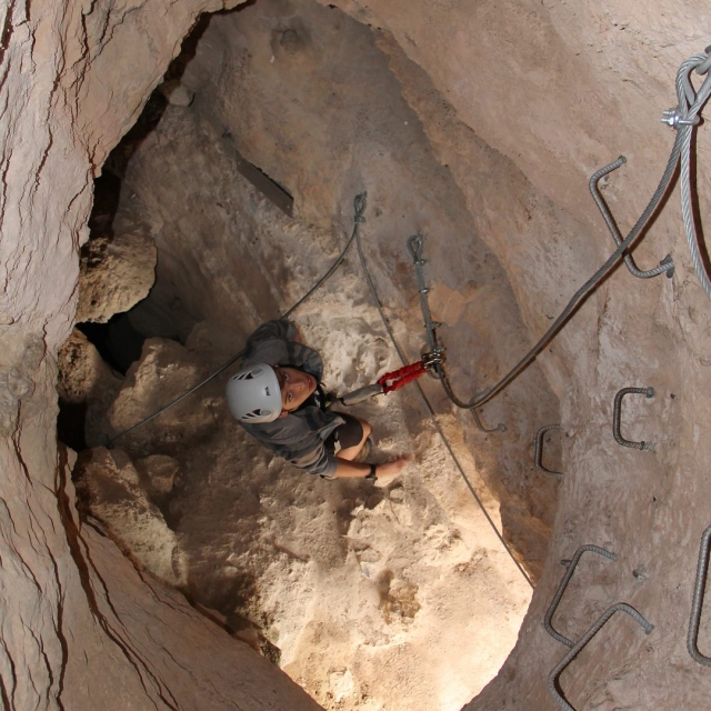 Disfruta de un buen descenso a las cueva 