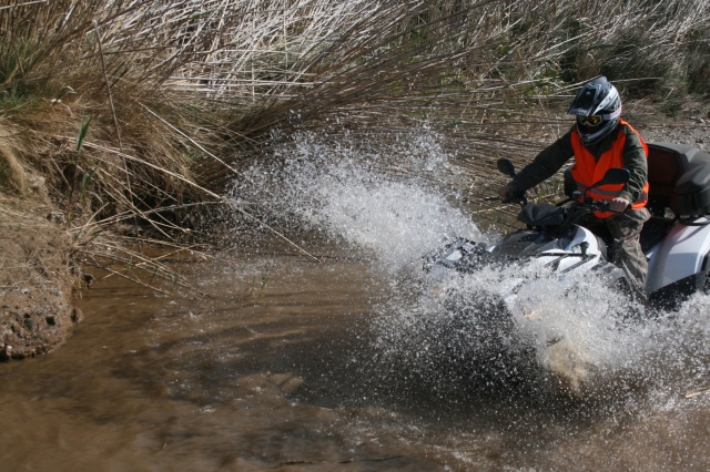  Salto en cuatrimoto hacia Narbona 