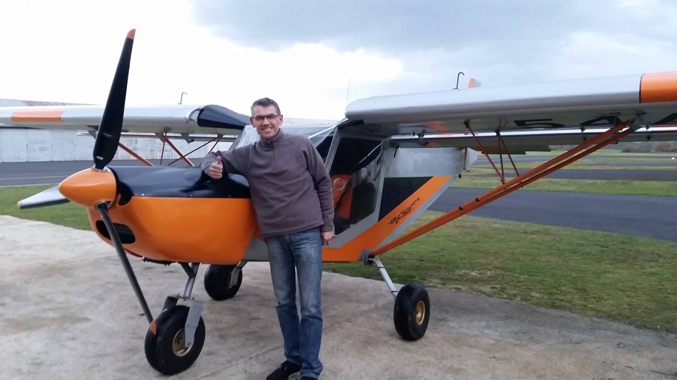  Nuestro ULM multieje en el aeródromo 