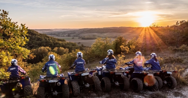  Ruta en cuatrimoto al atardecer