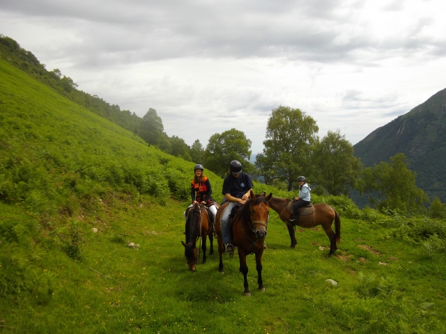  Cabalgamarras en la meseta de Benou 