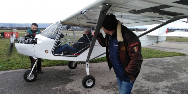  Preparación para el vuelo del ULM a Chabeuil 