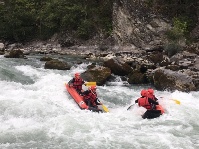  Cascada de canoa inflable 
