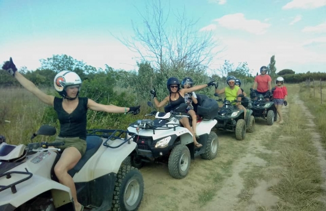  Familia de excursionistas 