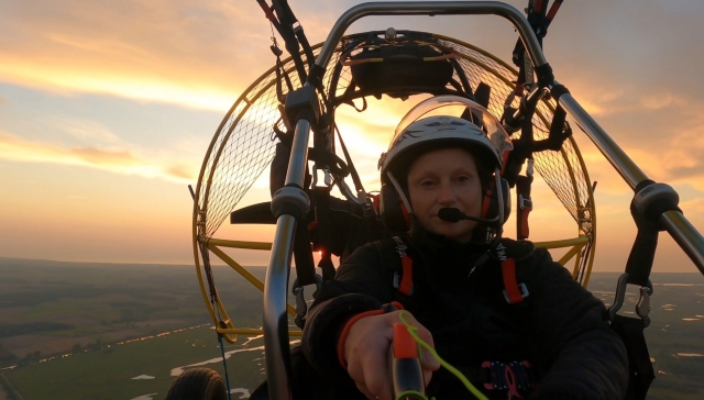  Piloto en pleno vuelo 