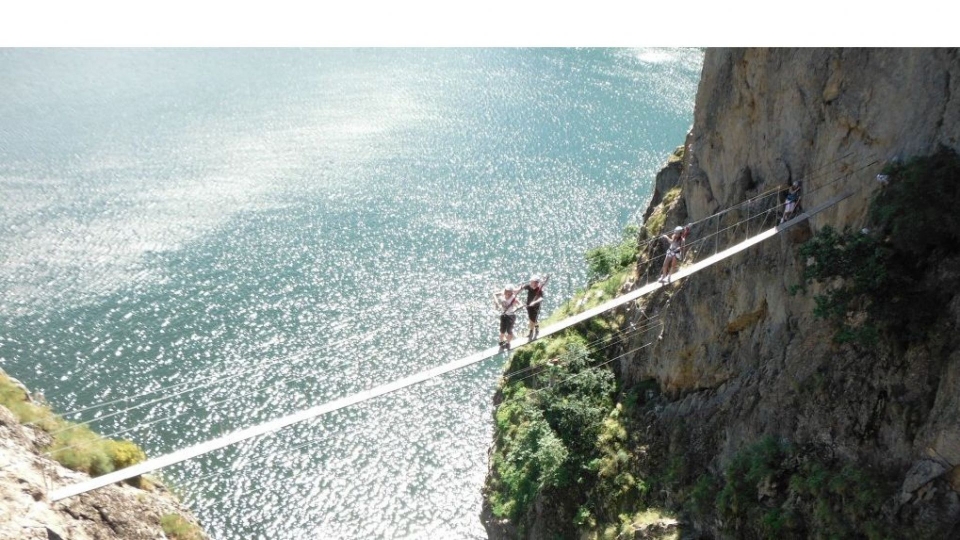  Cruce de alturas vía ferramarra desde el Puenle del Diablo