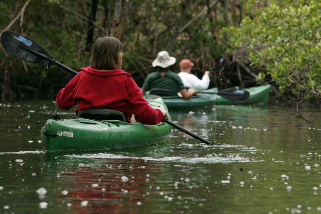  Viaje en canoa en familia 