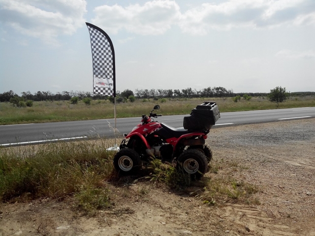  Modelo de cuatrimoto infantil 
