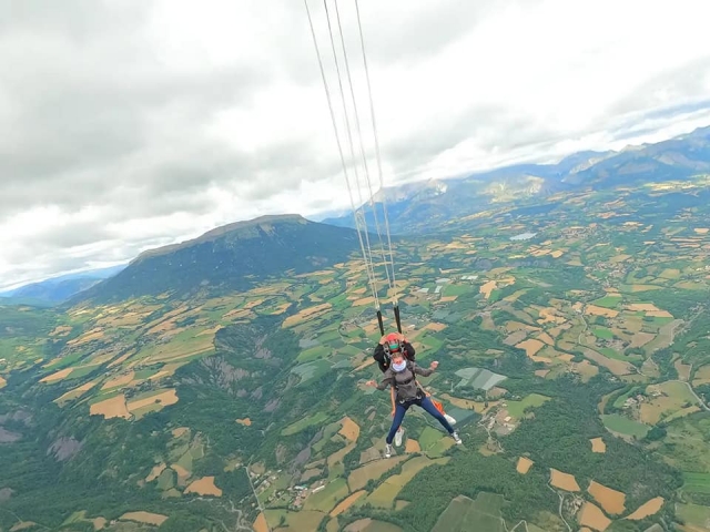  Vuelo sobre los paisajes 