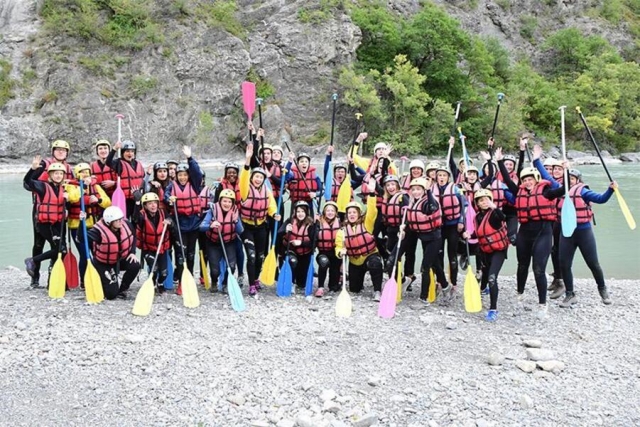 Excursión de Stand Up Paddle en el lago Eygliers 30 min