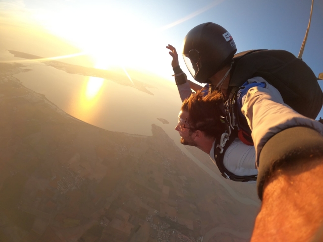 Vuelo en paracaídas tándem 