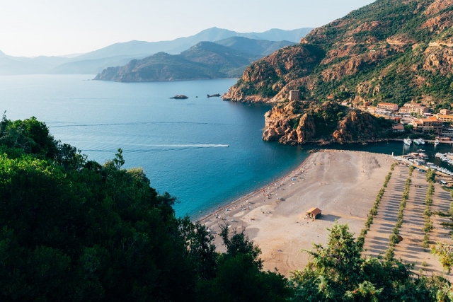  Vista del paisaje corso del Golfo de Valinco