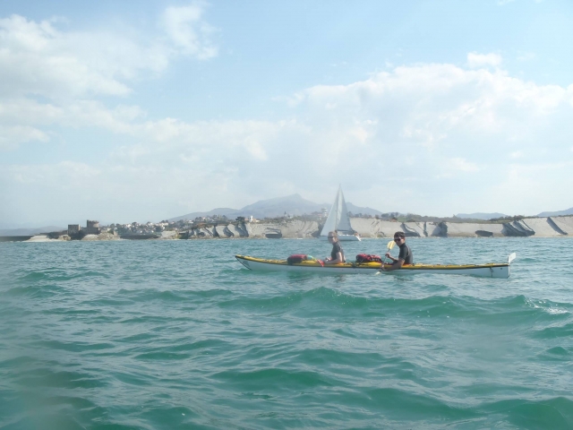  Paseo por el mar en kayak 