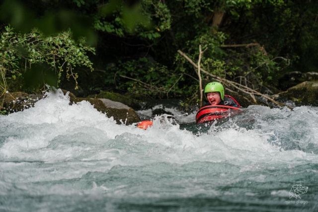  Descenso en hidrospeed en Isère