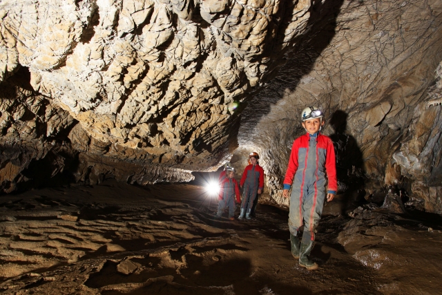  Espeleología en la gruta de Siech