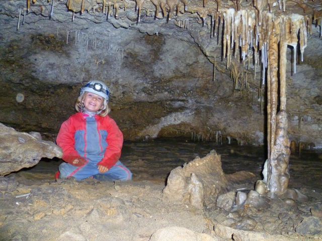  Cavidad subterránea 