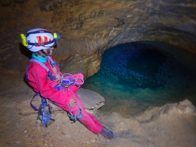 Iniciación a la espeleología en la gruta de Vicdessos 
