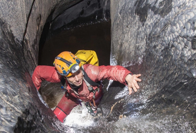  Iniciación a la espeleología media jornada