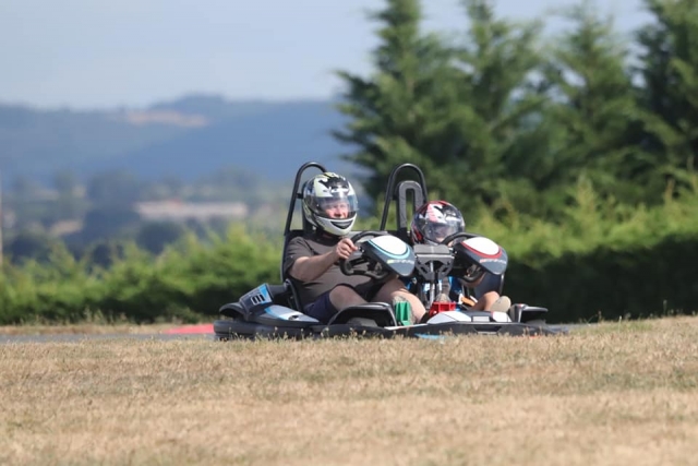  Sesión de kart Marcillat en Combraille 