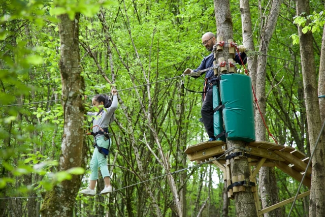  Apoyo al curso de aventura en las copas de los árboles