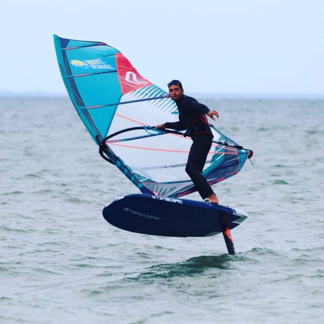 Deporle acuático en el agua