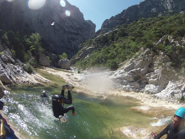  Natación y salto