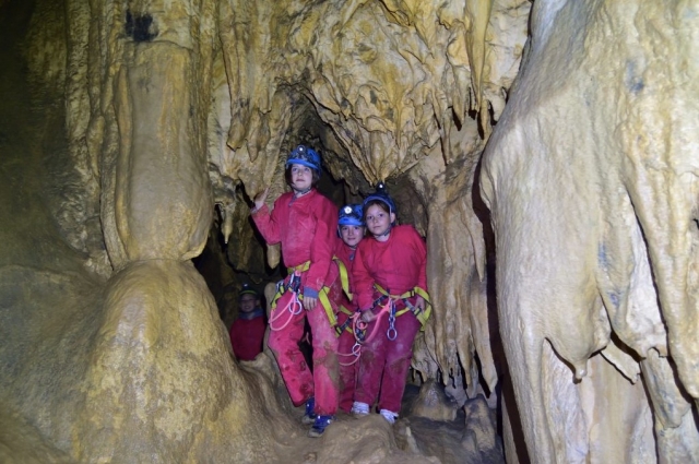  Visita a la gruta 