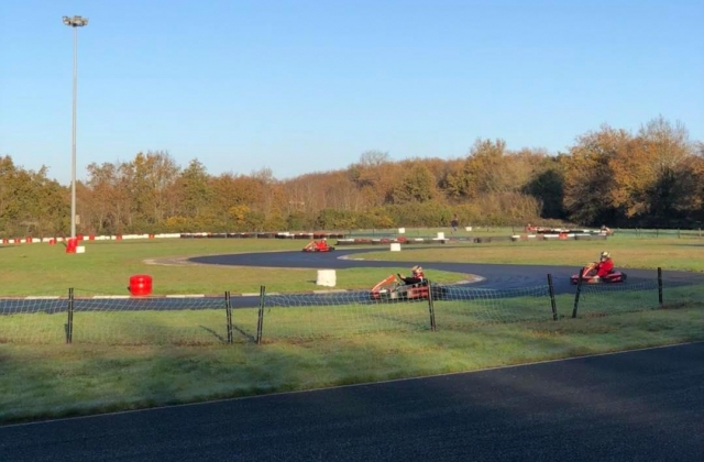  El circuito de karts más grande de la región de Nantes 