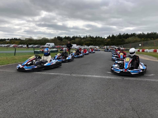  Karting con amigos 