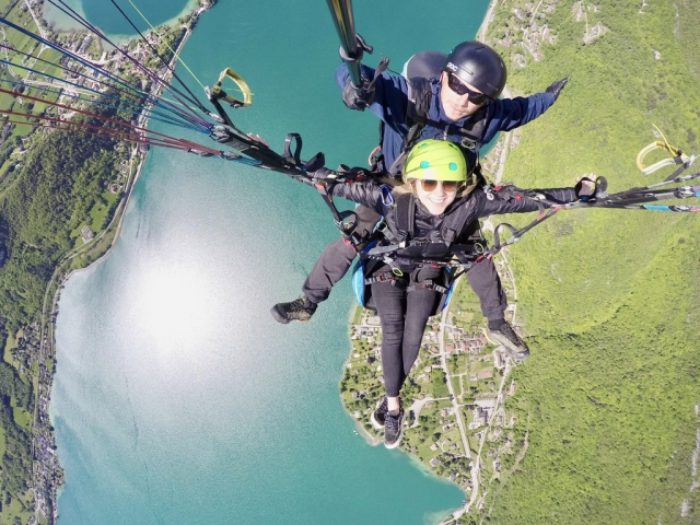  Vuelo sobre el Col de la Forclaz 