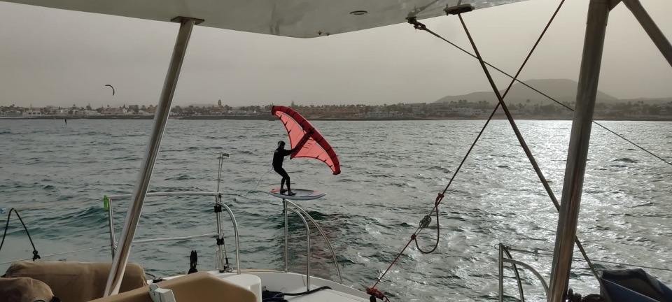  Supervisado por la tripulación del barco 