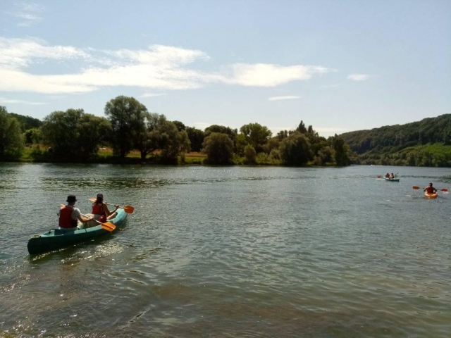  Paseo en canoa 