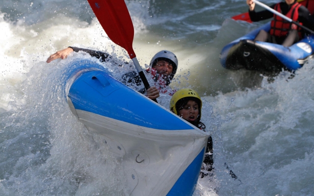 Pérdida de equilibrio en cano-raft