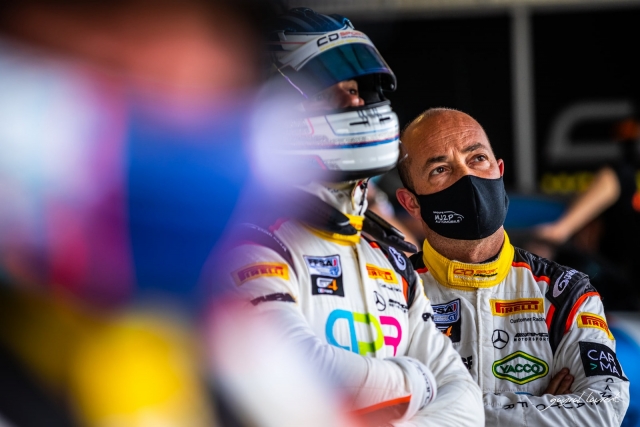 Nuestro equipo técnico está con usted en todo momento 