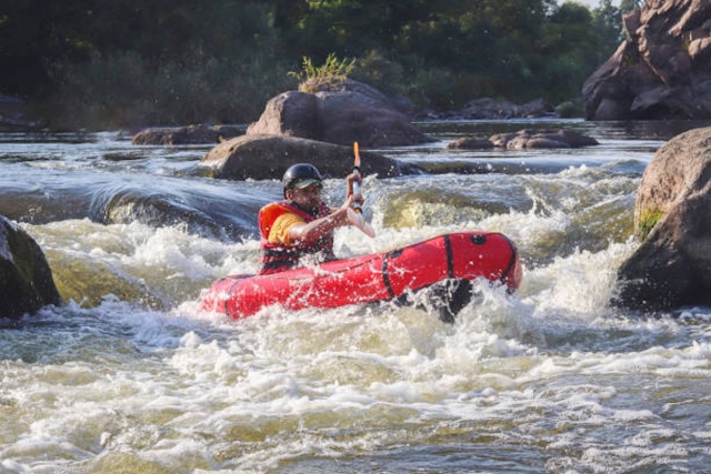  Navegación en kayak inflable 