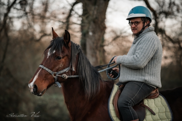  Instructor de caballos