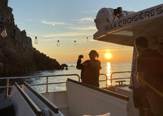 Crucero al atardecer