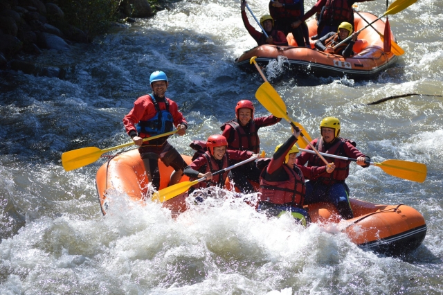  Paso por los rápidos 