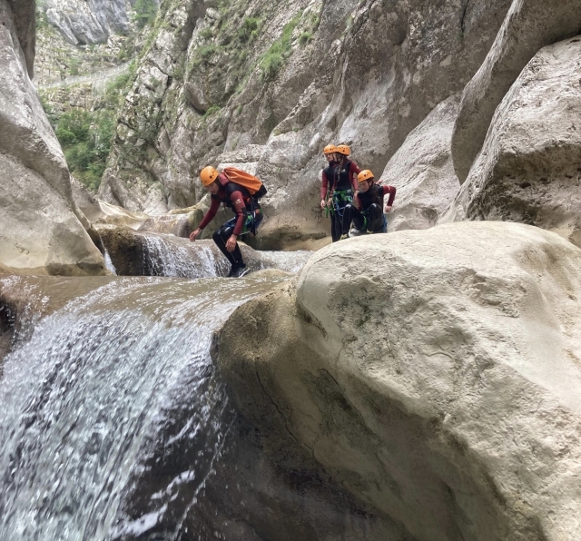 Pequeña cascada en el cañón 