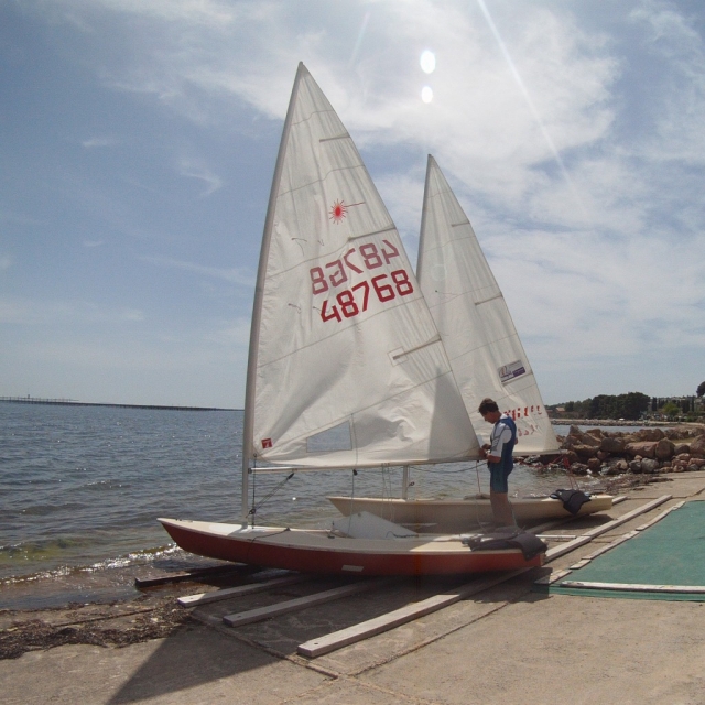  Bateaux au ponton 