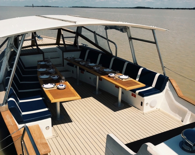  Barco confortable 