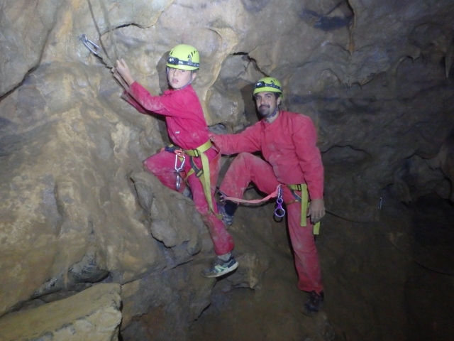  Excursión subterránea 